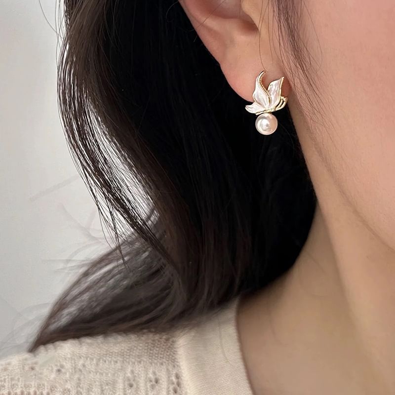 Butterfly Alloy Cuff Earring Pearl Drop Faux / Ear