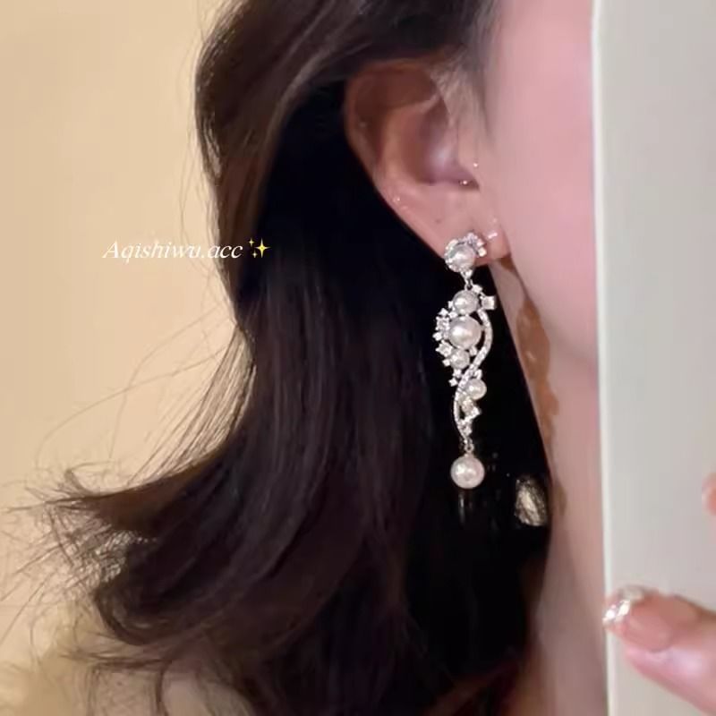 Faux Dangle Alloy Pearl Earring