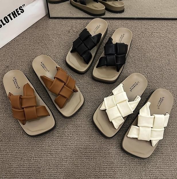 Sandals Platform Toe Faux Woven Leather Square