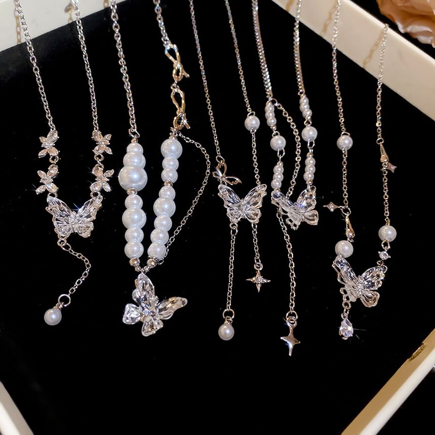 Pearl Pendant Alloy Faux (Various Choker Designs)