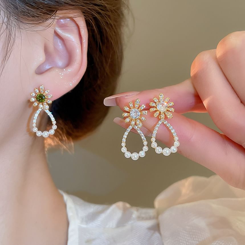 Floral Drop Rhinestone Earring Alloy Faux Pearl