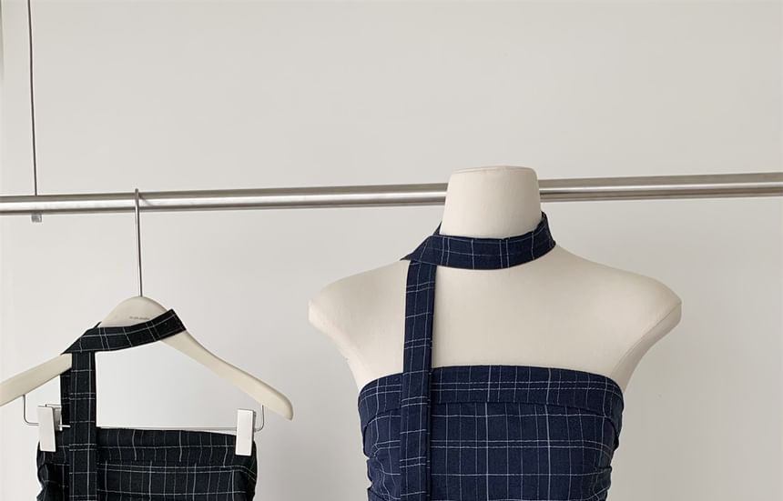 Top Plaid Tube Scarf Set: Skinny Peplum +