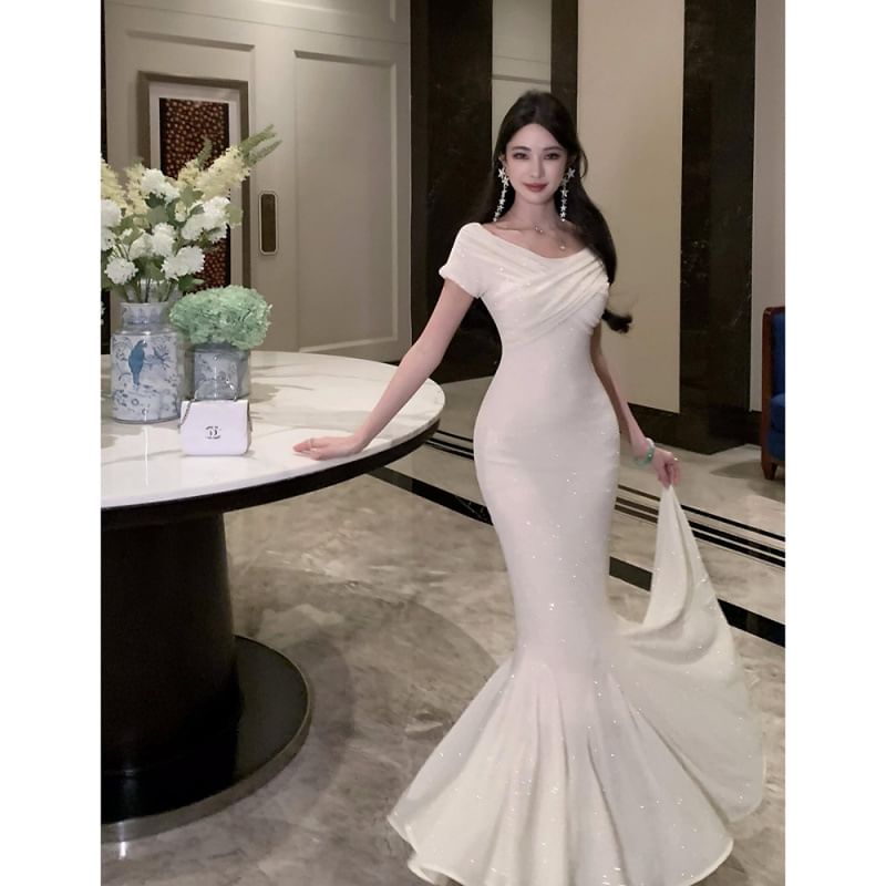 Short-Sleeve Boat Neck Rhinestone Mermaid Evening Gown