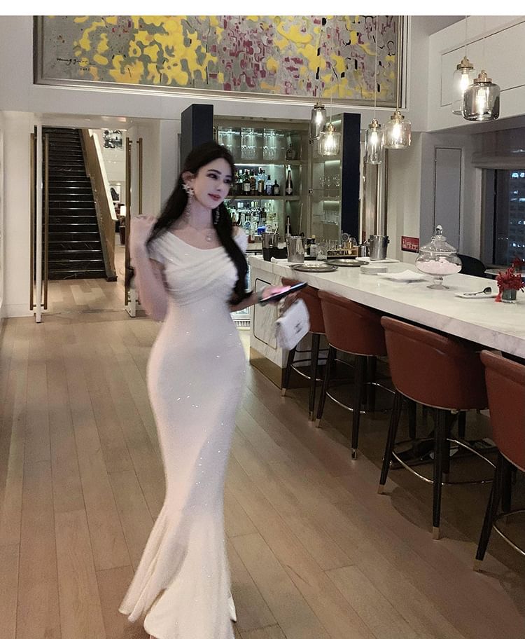 Short-Sleeve Boat Neck Rhinestone Mermaid Evening Gown