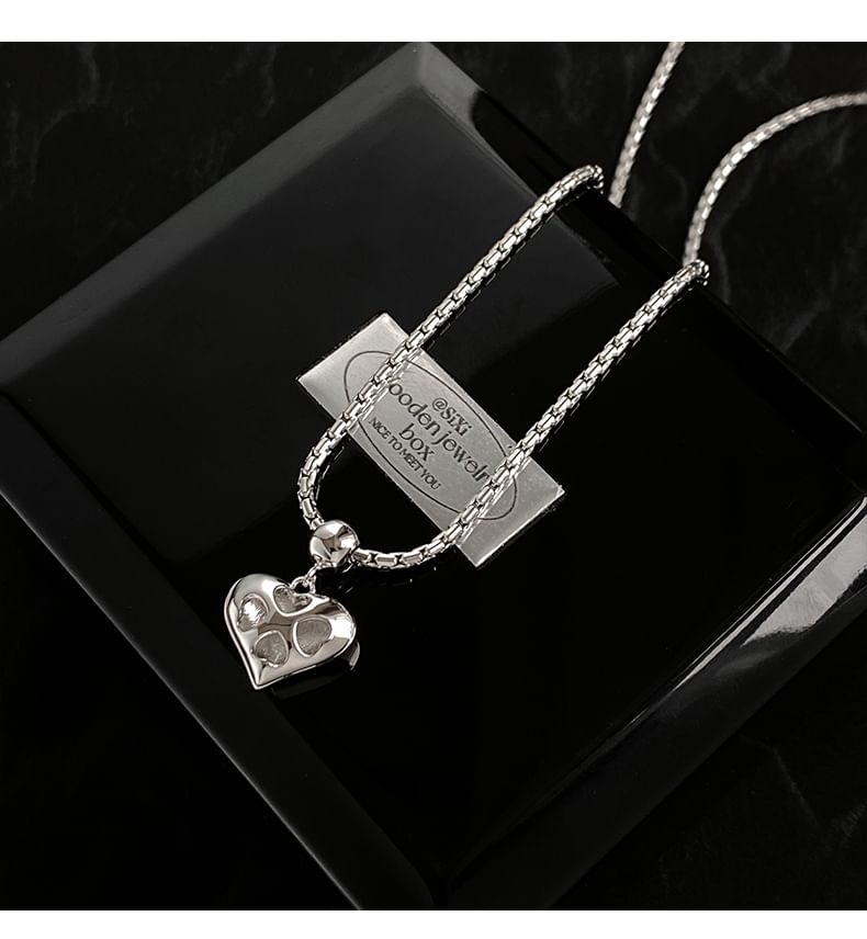 Alloy Heart Pendant Necklace