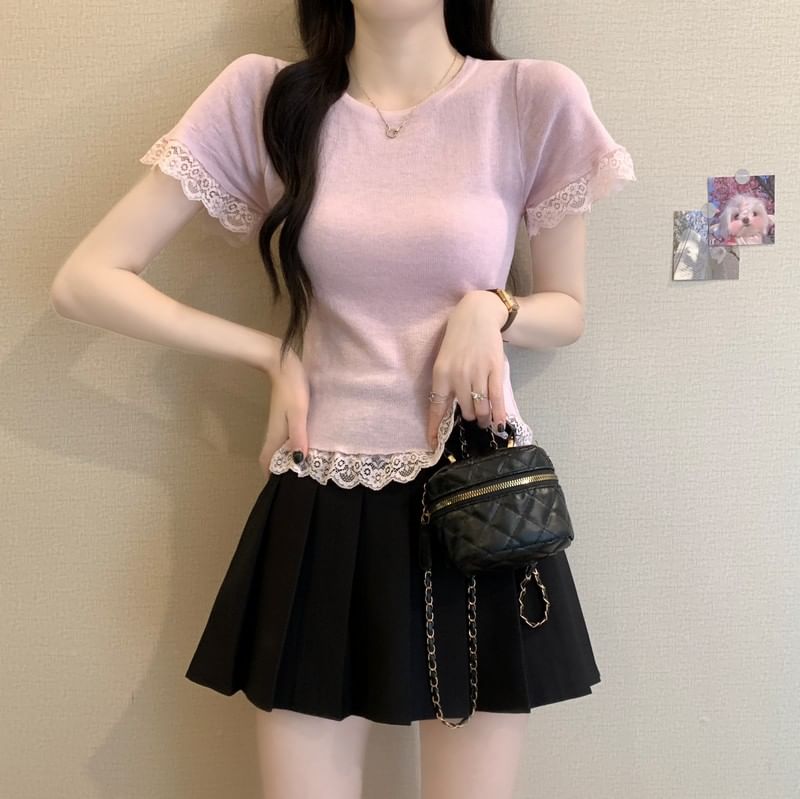 Crewneck Short-Sleeve Lace Tee Plain Trim