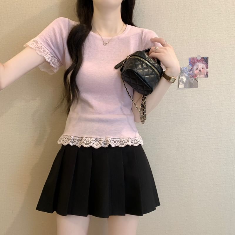 Crewneck Short-Sleeve Lace Tee Plain Trim