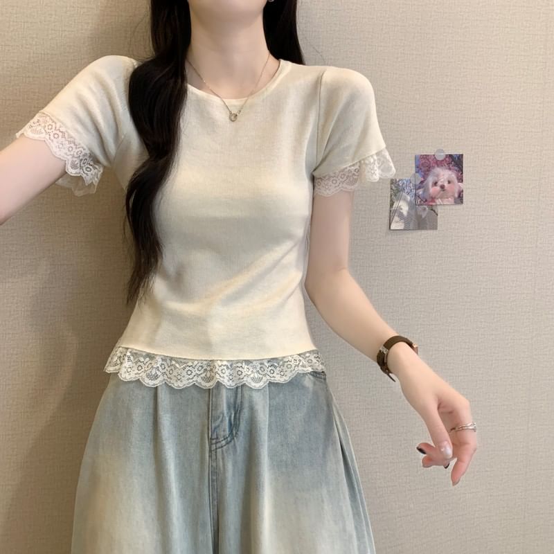 Crewneck Short-Sleeve Lace Tee Plain Trim