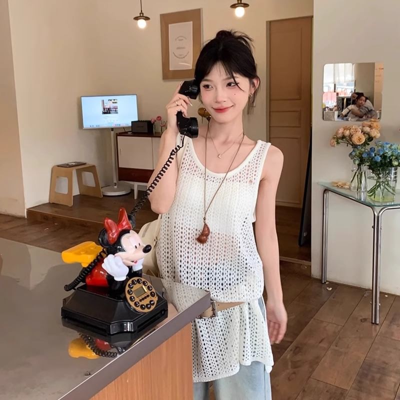 Sleeveless Hem Knit Slit Plain Top