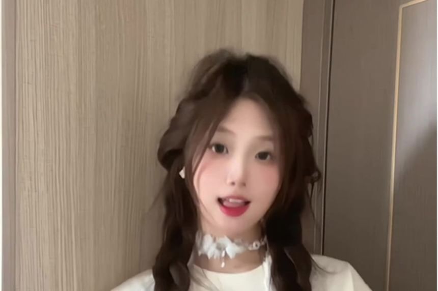 Star Crewneck Short-Sleeve T-Shirt Print