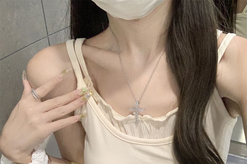 Neck Tone Edge Top Lettuce Two Mock Crop Two-Piece Camisole Scoop