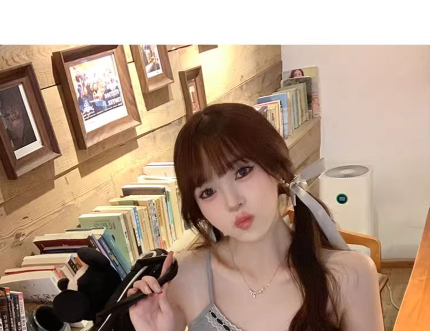 Plain Crop V-Neck Accent Top Trim Bow Cami Lace