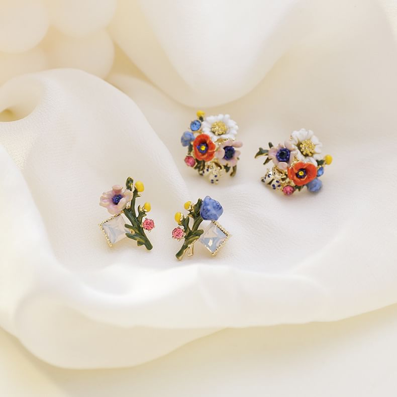 Earring Asymmetrical Alloy Floral Enamel