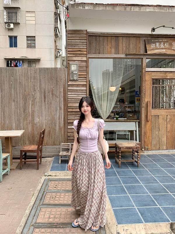 Trim Slim Neck Square Bow Lace Tee Fit Short-Sleeve Plain