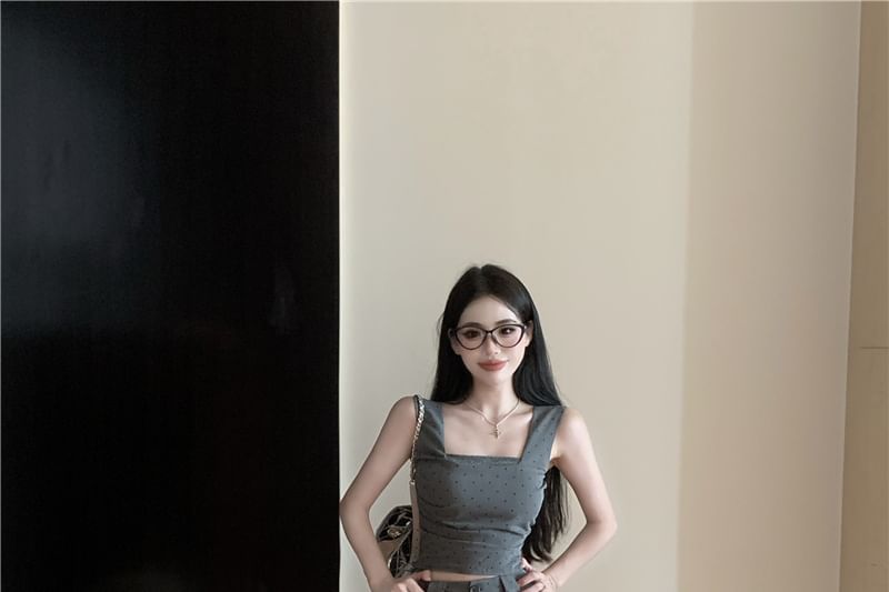 Top Neck / Square Dotted Shorts Hem Crop Bubble Tank High Fit Waist Slim