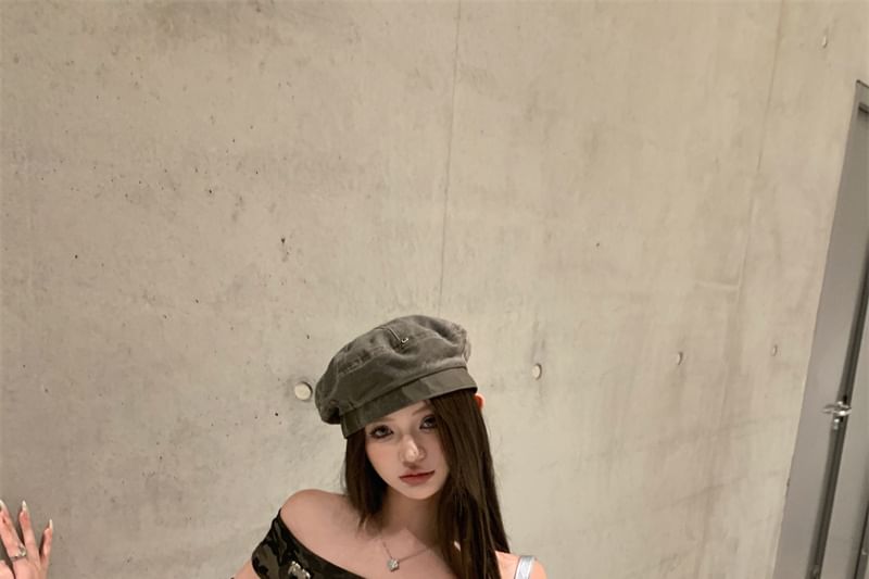 Camo Trim Cap-Sleeve Fit Asymmetrical Tee Off-Shoulder Slim Ruffle Print