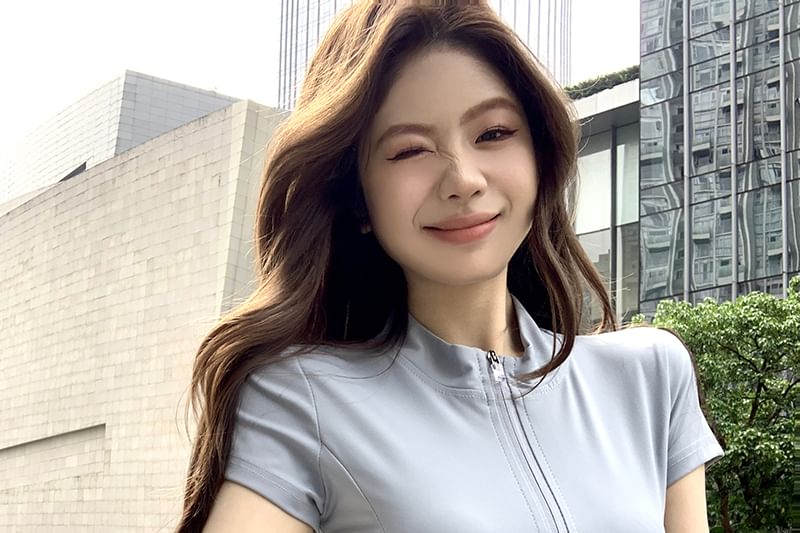 Skirt Waist Slim + High A-Line Set: Neck Fit Mini Tee Zip Plain Short-Sleeve Mock