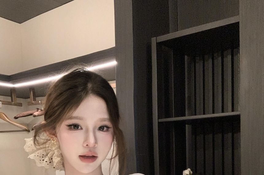 Ribbed Lace Plain Tee Short-Sleeve Trim Cold-Shoulder Slim Fit V-Neck