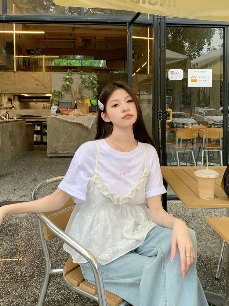 Ruffle Neck Short-Sleeve Crew Bow Flowy Trim Tee Camisole / Top Print