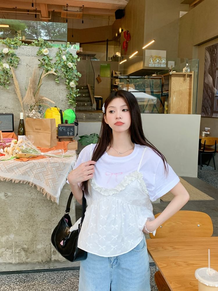 Ruffle Neck Short-Sleeve Crew Bow Flowy Trim Tee Camisole / Top Print