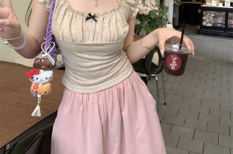 Short-Sleeve Bow Slim Trim Neck Ruffle Square Fit T-Shirt