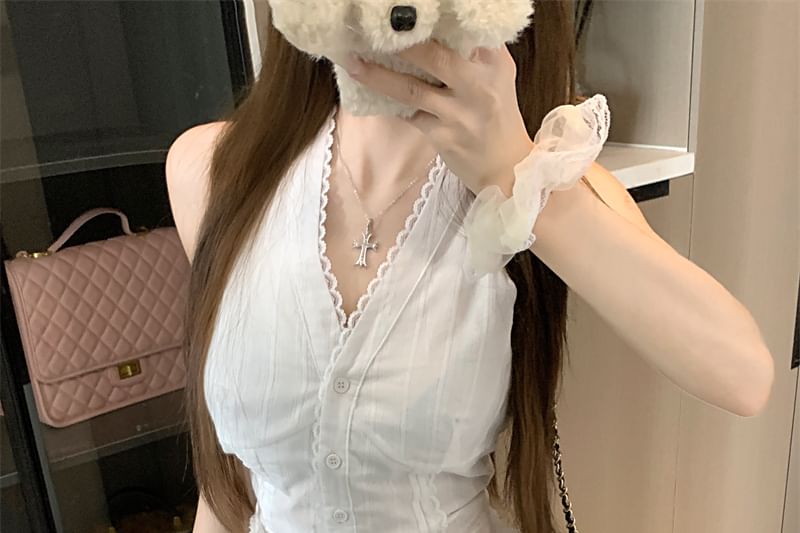 Plain Top V-Neck Trim Lace Slim Button Fit Tank