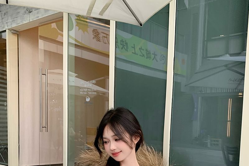 Fit Off-Shoulder Lace Panel Pintuck Cap-Sleeve Slim Blouse