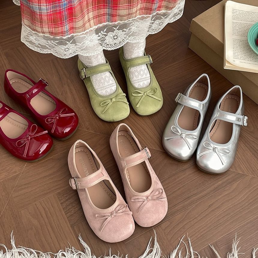 Mary Bow Plain Accent Jane Flats