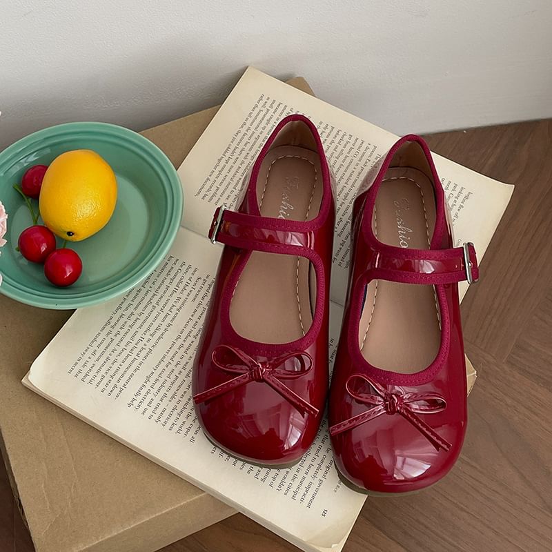 Mary Bow Plain Accent Jane Flats