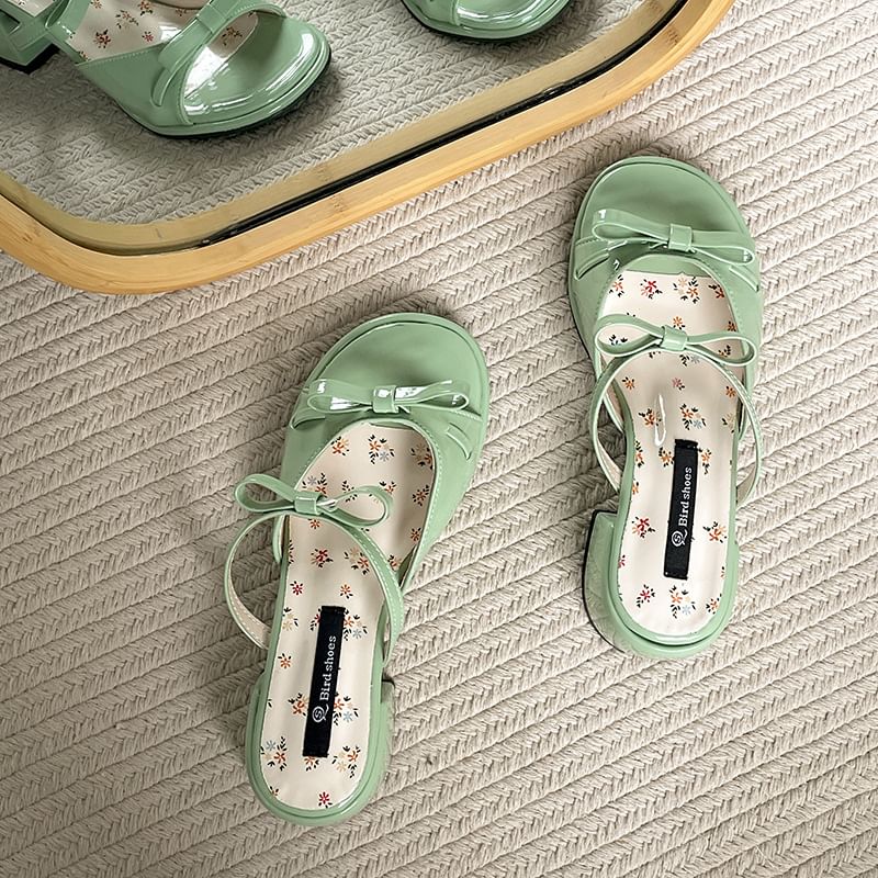 Bow Chunky Heel Leather Patent Sandals