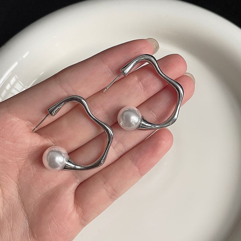 Faux Pearl Open Irregular Alloy Hoop Earring