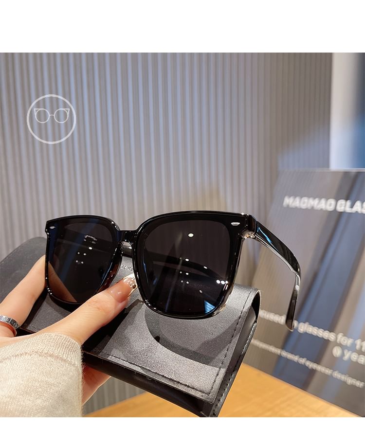 Square Polarized Pouch Case Cloth Cleaning Set / Sunglasses