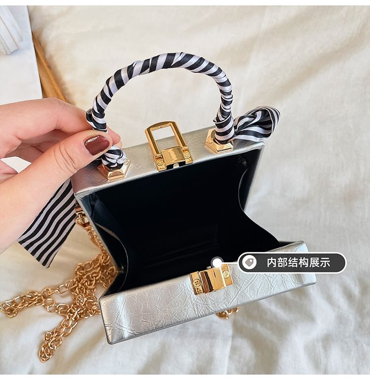 Strap Crossbody Cartoon Chain Print Bag