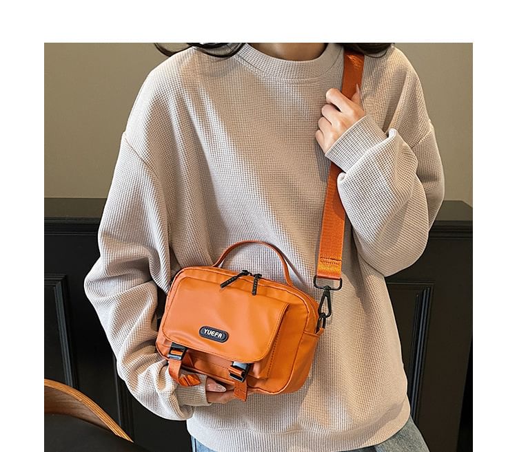 Bag Lettering Multi-Pocket Crossbody