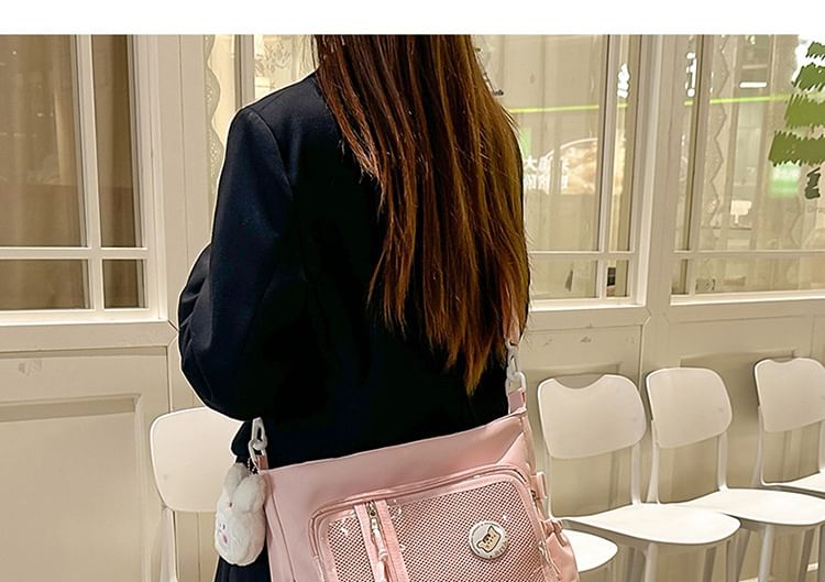 Badge + Gingham Tote Multi-Pocket Set: Bag