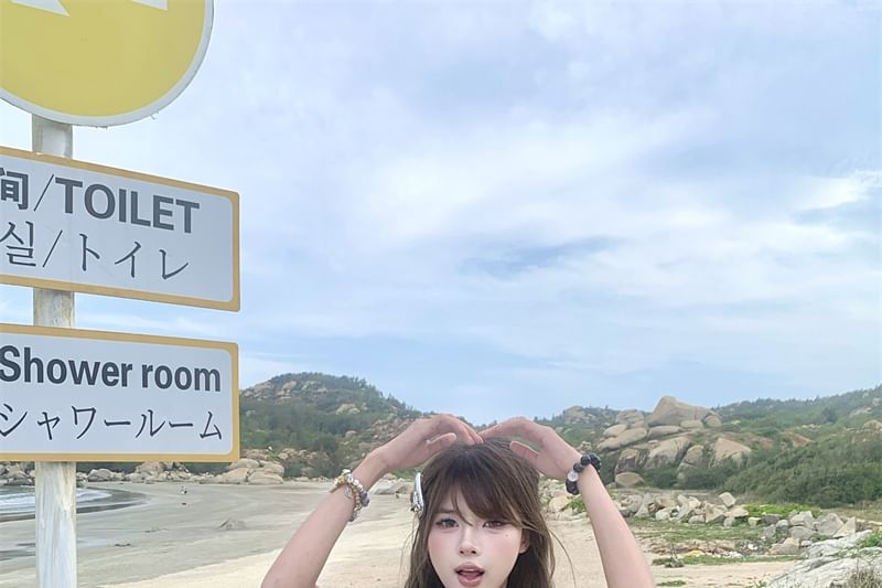 Plaid Two Mock Neck Sleeveless Top Cowl Piece