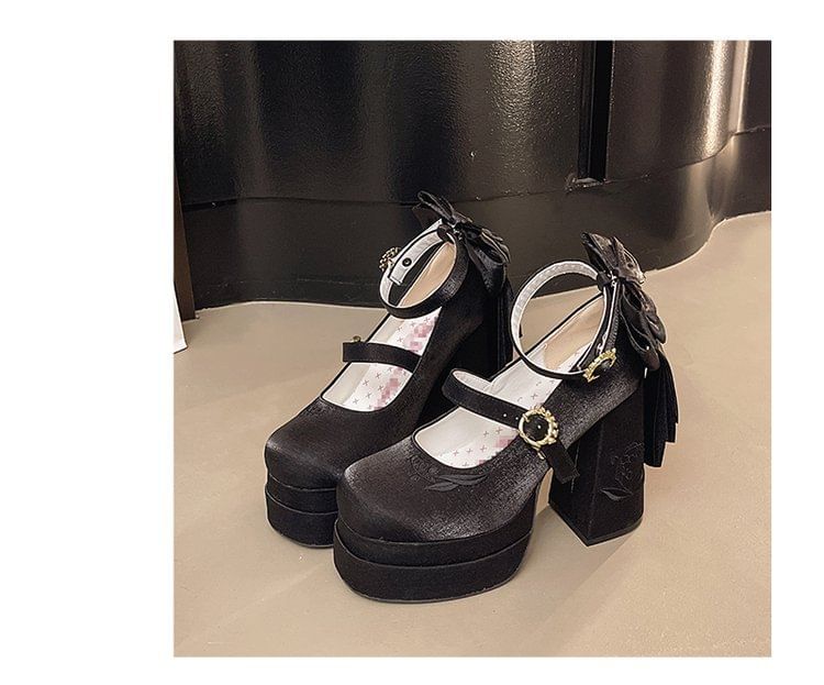 Mary Chunky Heel Bow Platform Embroidered Jane Shoes