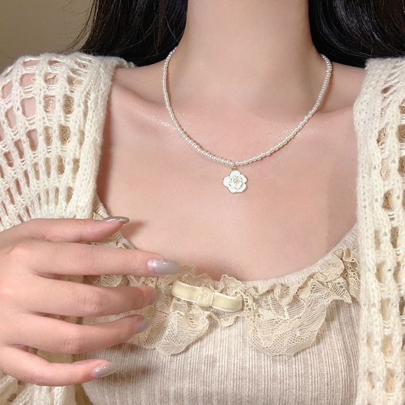 Pendant Necklace Flower