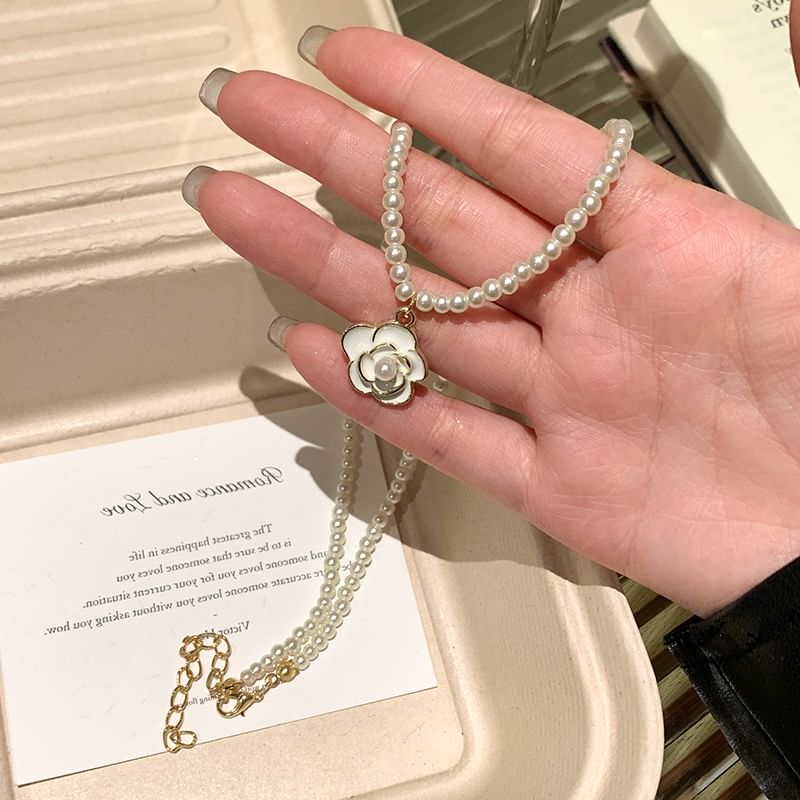 Pendant Necklace Flower