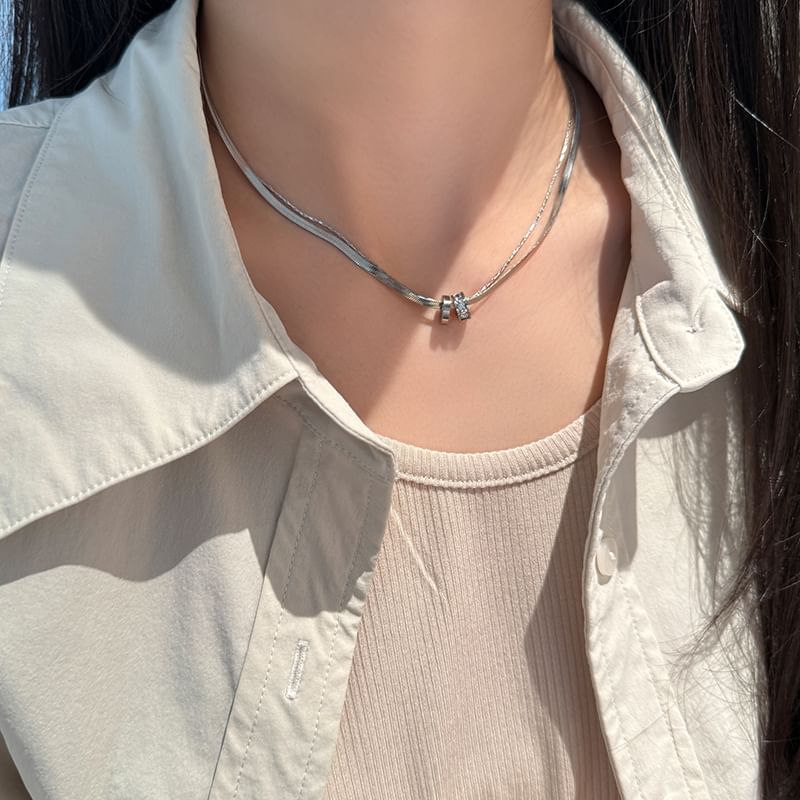 Necklace Pendant Chain Circle Snake