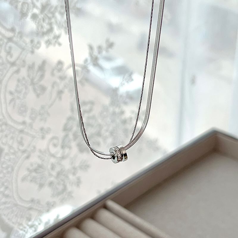 Necklace Pendant Chain Circle Snake