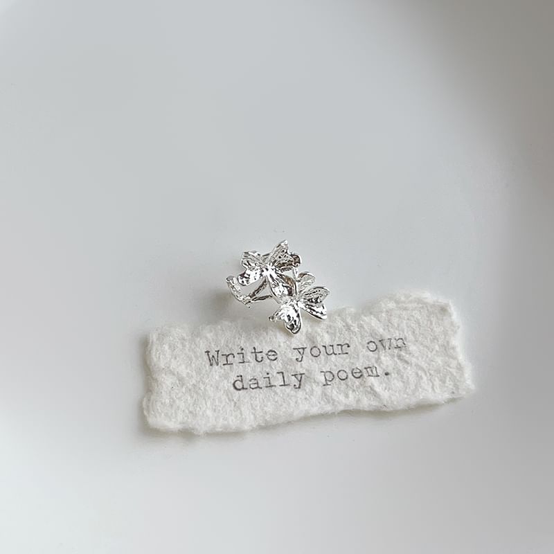 Rhinestone Ear Leaf Cuff