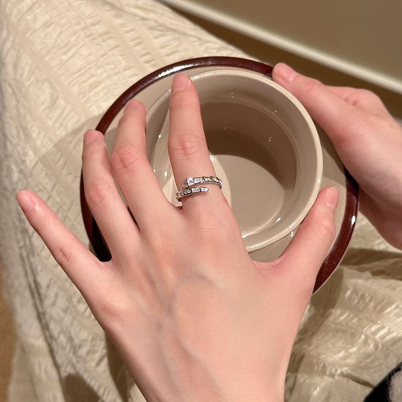 Rhinestone Open Snake Ring