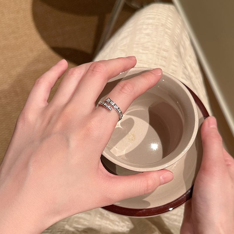 Rhinestone Open Snake Ring