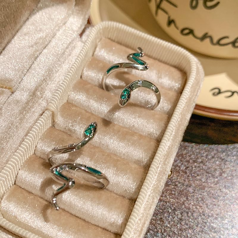 Ring Rhinestone Snake Open