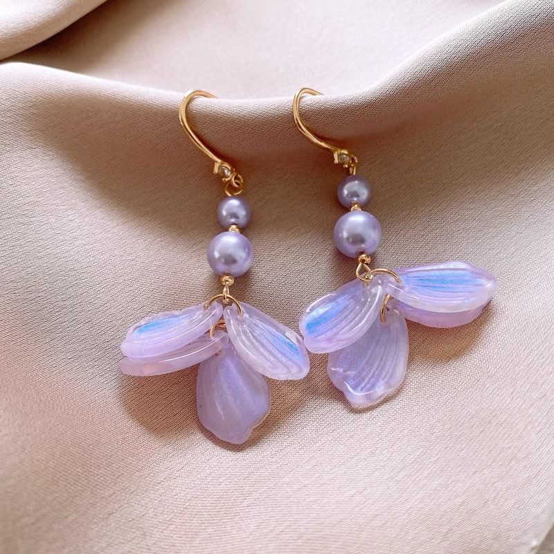 Petal Pearl Alloy Earring Dangle Faux