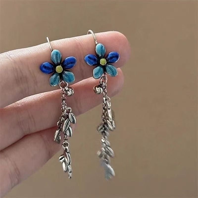 Dangle Earring Floral Alloy