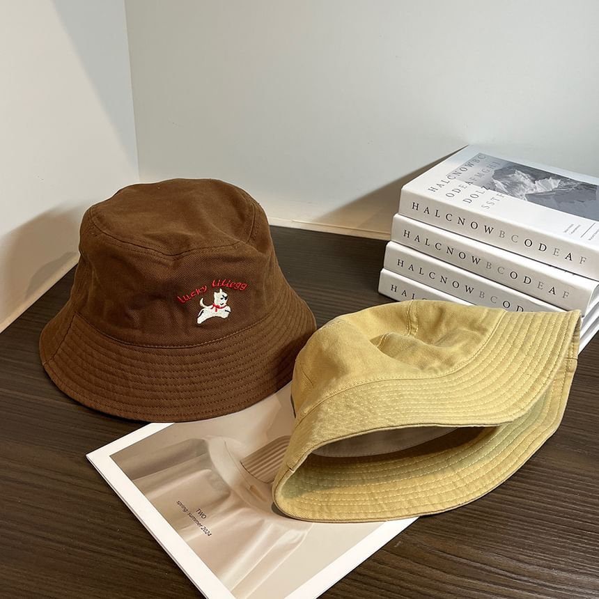 Hat Embroidered Dog Bucket