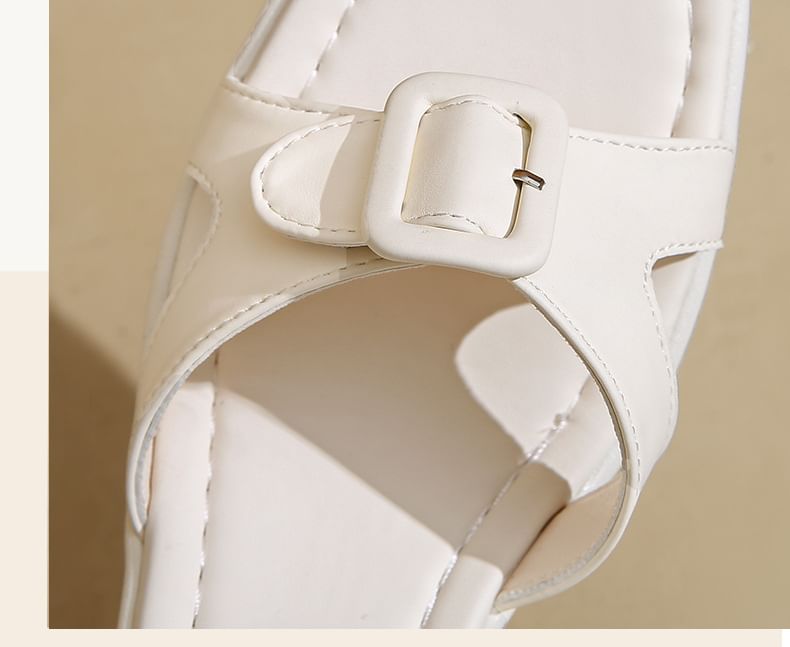 Heel Buckled Platform Block Sandals