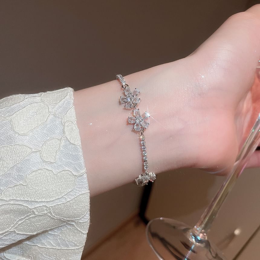 Tennis CZ Bracelet Flower